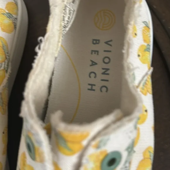 Shoes - Picture 2 of 2